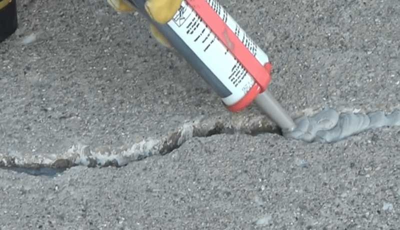 Best Caulk for Concrete Cracks Reviews